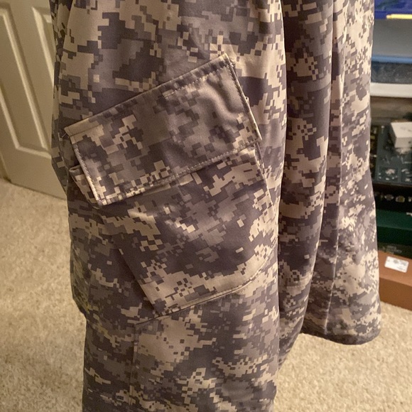 DIGITAL CAMO ALL WEATHER JACKET - Picture 3 of 3